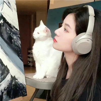 疯狗与格拉瑞小姐